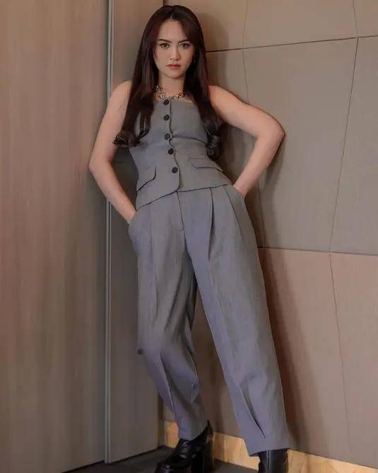 Instagram.com/happy_asmara77